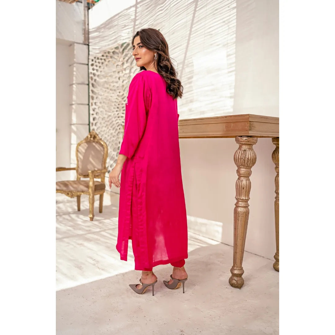 Fuchsia Noor